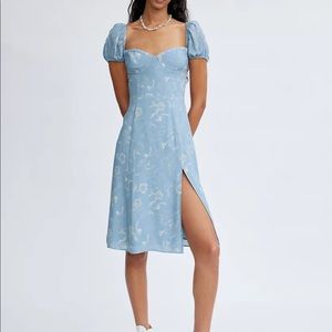 Aritzia Savannah Dress